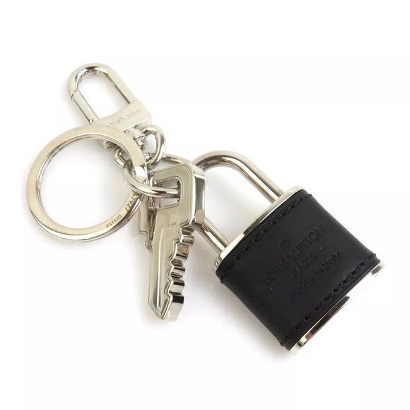 Auth LOUIS VUITTON Charm Key Ring Black/Silver Metal/Leather - r10328a - Picture 1 of 10